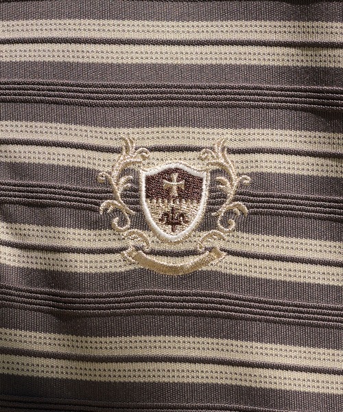 Perushu(ペルーシュ)の「CLASSICAL EMBROIDERY BORDER DRAWSTRING POLO/クラシカル刺繍 ボーダードローストリングポロ(ポロシャツ・メンズ・ブラック系/ブラウン系・MEDIUM/LARGE)」の18枚目の写真