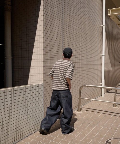 Perushu(ペルーシュ)の「CLASSICAL EMBROIDERY BORDER DRAWSTRING POLO/クラシカル刺繍 ボーダードローストリングポロ(ポロシャツ・メンズ・ブラック系/ブラウン系・MEDIUM/LARGE)」の13枚目の写真