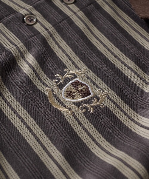 Perushu(ペルーシュ)の「CLASSICAL EMBROIDERY BORDER DRAWSTRING POLO/クラシカル刺繍 ボーダードローストリングポロ(ポロシャツ・メンズ・ブラック系/ブラウン系・MEDIUM/LARGE)」の9枚目の写真