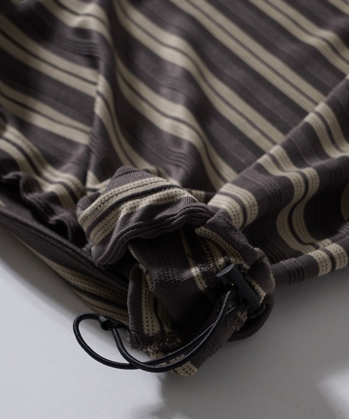 Perushu(ペルーシュ)の「CLASSICAL EMBROIDERY BORDER DRAWSTRING POLO/クラシカル刺繍 ボーダードローストリングポロ(ポロシャツ・メンズ・ブラック系/ブラウン系・MEDIUM/LARGE)」の10枚目の写真