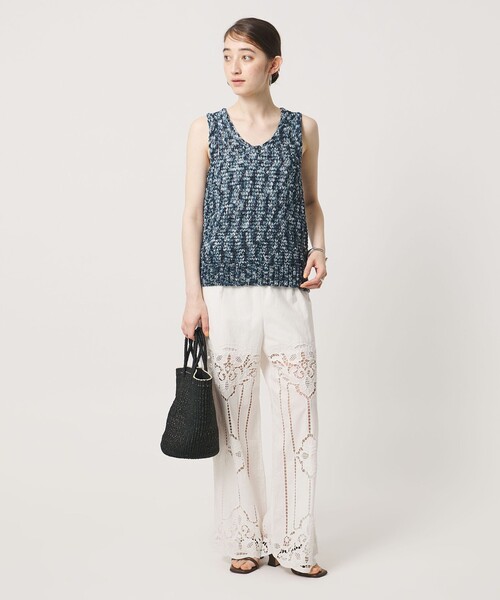 UNITED ARROWS(ユナイテッドアローズ)の「カラーミックス ニット ベスト(ベスト・レディース・ネイビー/ブラウン系・FREE)」の6枚目の写真