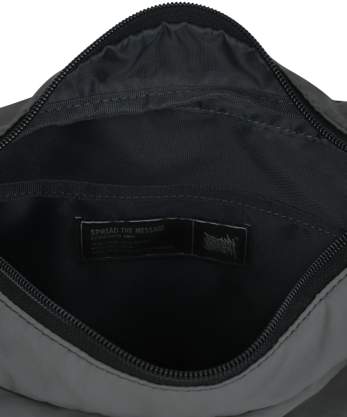 BROWNBREATH(ブラウンブレス)の「TAG NYLON MASSENGER BAG - GREY(メッセンジャーバッグ・レディース・その他・ONE)」の7枚目の写真