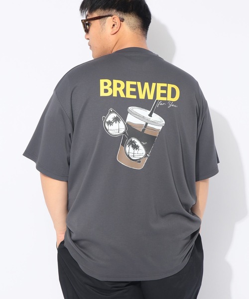 B&T CLUB(ビーティークラブ)の「ヒヤテック Tシャツ 半袖 coffee メンズ 大きいサイズ ヒヤテック バックプリント クルーネック B&T CLUB (ビーアンドティークラブ)(Tシャツ/カットソー・メンズ・グリーン/ダークグレー・X1(3L~4L)/X2(4L~5L)/X4(8L~9L)/X3(6L~7L))」の2枚目の写真