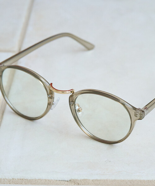 FREAK'S STORE（フリークスストア）の「限定展開　<UVカット>調光 レンズ ボストン サングラス（サングラス・レディース・ベージュ/ブラウン/グレー/ブラック・ONE SIZE）」の21枚目の写真