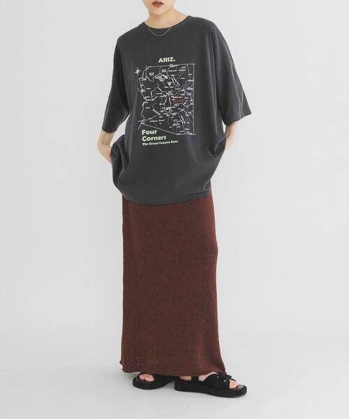 KBF(ケイビーエフ)の「オーバーサイズプリントTEE(Tシャツ/カットソー・レディース・グレー系その他/アイボリー/チャコールグレー・ONE)」の15枚目の写真