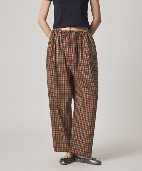 Steven Alan(スティーブンアラン)の「<Steven Alan>タック ギャザー イージーパンツ(その他パンツ・レディース・ブラック/ナチュラル/レッド・M/S)」の7枚目の写真