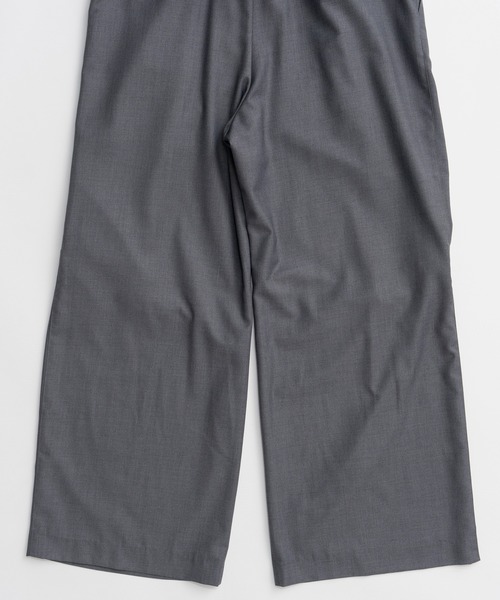MAISON SPECIAL(メゾンスペシャル)の「Long-Strap Jumpsuit/ロングストラップジャンプスーツ(つなぎ/オールインワン・レディース・ブラック/グレー・36/38)」の11枚目の写真
