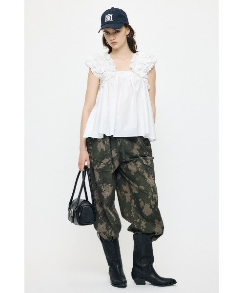 MOUSSY(マウジー)の「SHOULDER FRILLS トップス(シャツ/ブラウス・レディース・ダークブルー/ライトイエロー/ホワイト/ブラック系その他/ブラック・FREE)」の22枚目の写真