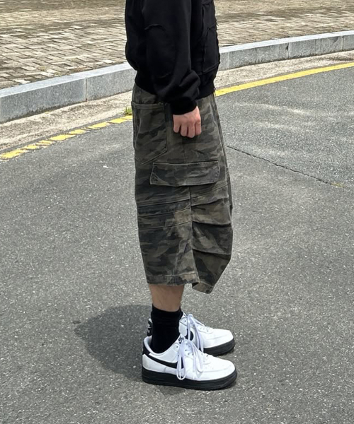 INTEMPOMOOD(インテンポムード)の「フィールドパラシュートバミューダパンツ_カモ(その他パンツ・メンズ・カーキ・MEDIUM/LARGE)」の8枚目の写真