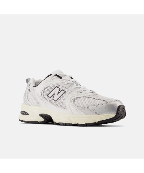 NEW BALANCE(ニューバランス)の「New Balance 530(ニューバランス 530)(スニーカー・メンズ・シルバー系・23cm/24.5cm/24cm/23.5cm/25.5cm/25cm/29cm/28.5cm/27.5cm/27cm/26.5cm/26cm)」の4枚目の写真