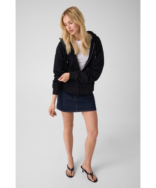 GUESS JEANS(ゲスジーンズ)の「GUESS JEANS Rhinestone Zip Hoodie パーカー ジップアップ フーディー(パーカー・レディース・ピンク/ブラック・X-SMALL/SMALL/MEDIUM/LARGE/X-LARGE)」の9枚目の写真