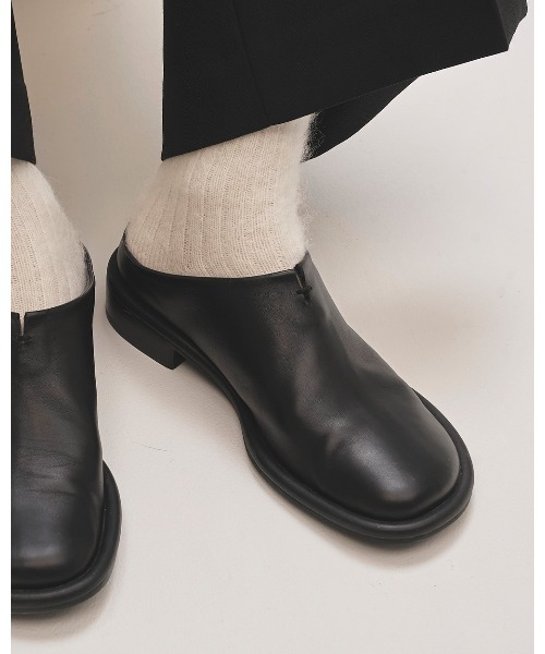 TODAYFUL(トゥデイフル)の「Slide Leather Shoes(サンダル・レディース・ブラック・36inch/37inch/38inch)」の6枚目の写真
