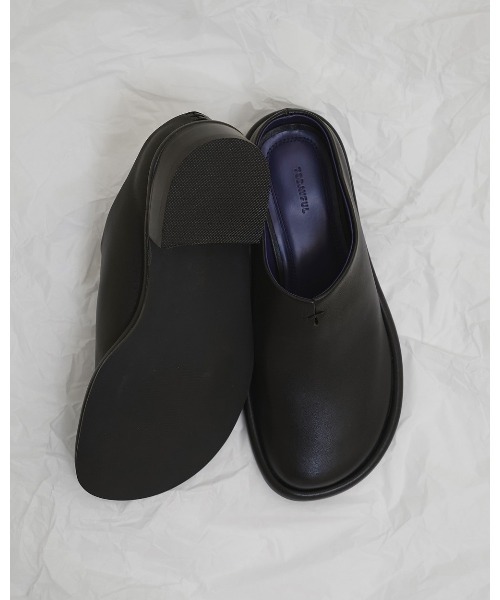 TODAYFUL(トゥデイフル)の「Slide Leather Shoes(サンダル・レディース・ブラック・36inch/37inch/38inch)」の9枚目の写真