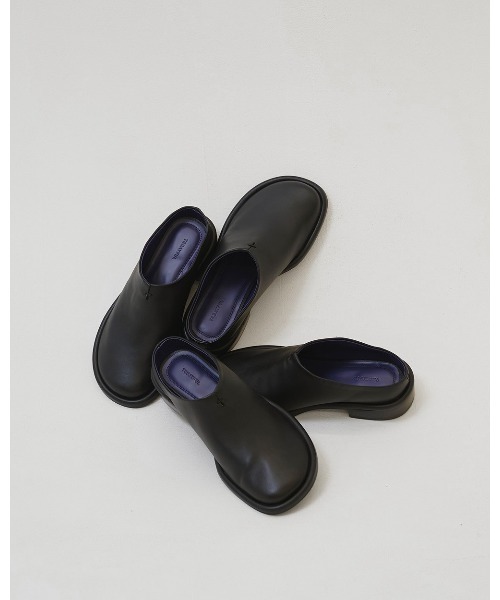 TODAYFUL(トゥデイフル)の「Slide Leather Shoes(サンダル・レディース・ブラック・36inch/37inch/38inch)」の15枚目の写真