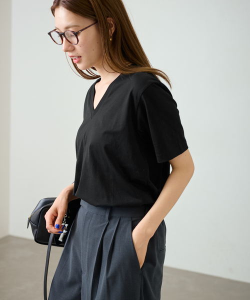 FRAMeWORK（フレームワーク）の「≪追加≫LOEFF/ロエフ 別注 Vネック TEE2（Tシャツ/カットソー・レディース・ホワイト/ブラック・FREE）」の8枚目の写真