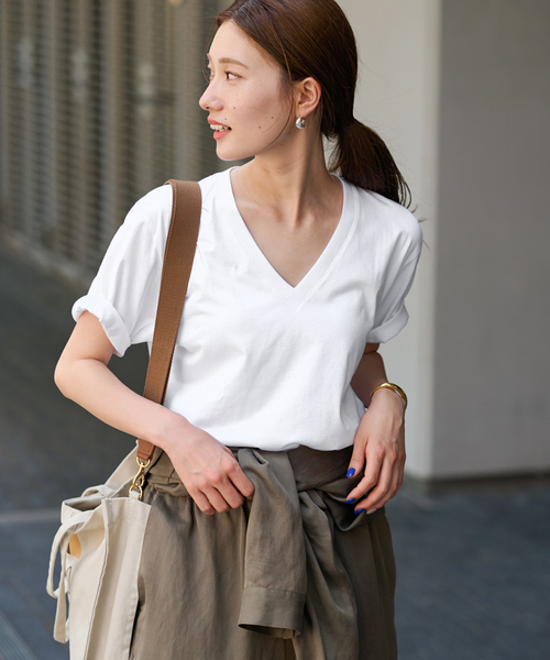 FRAMeWORK（フレームワーク）の「≪追加≫LOEFF/ロエフ 別注 Vネック TEE2（Tシャツ/カットソー・レディース・ホワイト/ブラック・FREE）」の15枚目の写真