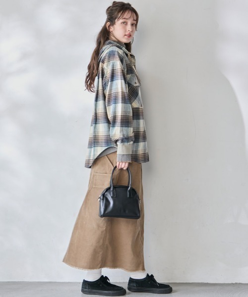 KRIFF MAYER Lady's Collection（クリフメイヤーレディースコレクション）の「ビエラフードシャツ（シャツ/ブラウス・レディース・ブラウン/オリーブ/ブラック/ナチュラル・LARGE/MEDIUM）」の10枚目の写真