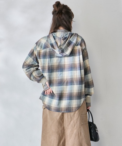 KRIFF MAYER Lady's Collection（クリフメイヤーレディースコレクション）の「ビエラフードシャツ（シャツ/ブラウス・レディース・ブラウン/オリーブ/ブラック/ナチュラル・LARGE/MEDIUM）」の11枚目の写真