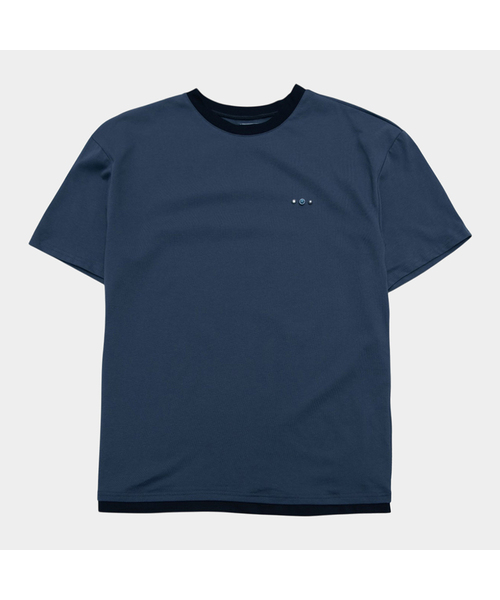 SOMEPLACE MAN(サムプレイス・マン)の「ブルーリベットポイントリンガー配色ラウンドネックセミオーバーフィット半袖Tシャツ_2COLOR(Tシャツ/カットソー・メンズ・ブラック/ネイビー・FREE)」の2枚目の写真