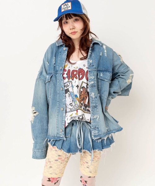 RNA（アールエヌエー）の「J2195 ワイドBIG Gジャン（デニムジャケット・レディース・ライトインディゴブルー・MEDIUM）」の2枚目の写真