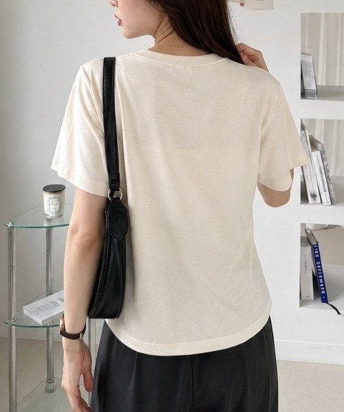 sowme.(ソウミー)の「きれいめに着映える◎【街並みフォトプリント ベーシック Tシャツ】(Tシャツ/カットソー・レディース・ホワイト系その他・SMALL/LARGE/MEDIUM)」の3枚目の写真