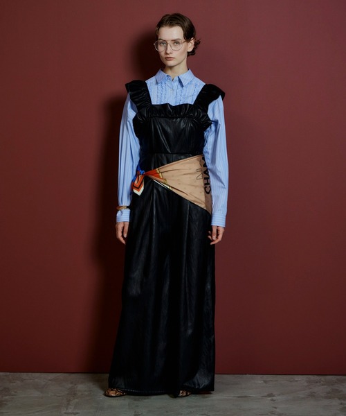 MAISON SPECIAL(メゾンスペシャル)の「【2026Autumn PRE-ORDER】Vegan Leather Frill Rompers/ヴィーガンレザーフリルロンパース(サロペット/オーバーオール・レディース・ブラック/ブラウン・36/38)」の3枚目の写真