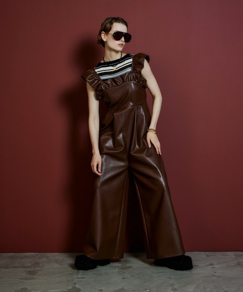 MAISON SPECIAL(メゾンスペシャル)の「【2026Autumn PRE-ORDER】Vegan Leather Frill Rompers/ヴィーガンレザーフリルロンパース(サロペット/オーバーオール・レディース・ブラック/ブラウン・36/38)」の8枚目の写真