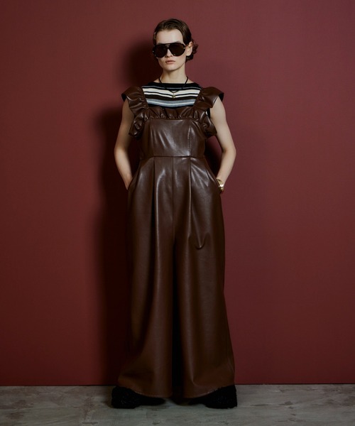 MAISON SPECIAL(メゾンスペシャル)の「【2026Autumn PRE-ORDER】Vegan Leather Frill Rompers/ヴィーガンレザーフリルロンパース(サロペット/オーバーオール・レディース・ブラック/ブラウン・36/38)」の10枚目の写真