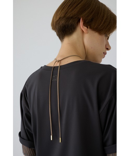 RIM.ARK(リムアーク)の「Stone modern pendant(ストーン モダン ペンダント)(ネックレス・レディース・ブラック/グリーン・FREE)」の6枚目の写真