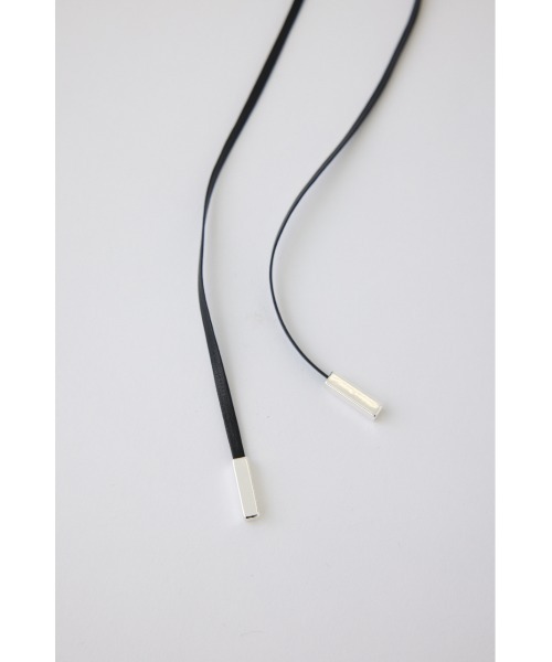 RIM.ARK(リムアーク)の「Stone modern pendant(ストーン モダン ペンダント)(ネックレス・レディース・ブラック/グリーン・FREE)」の15枚目の写真