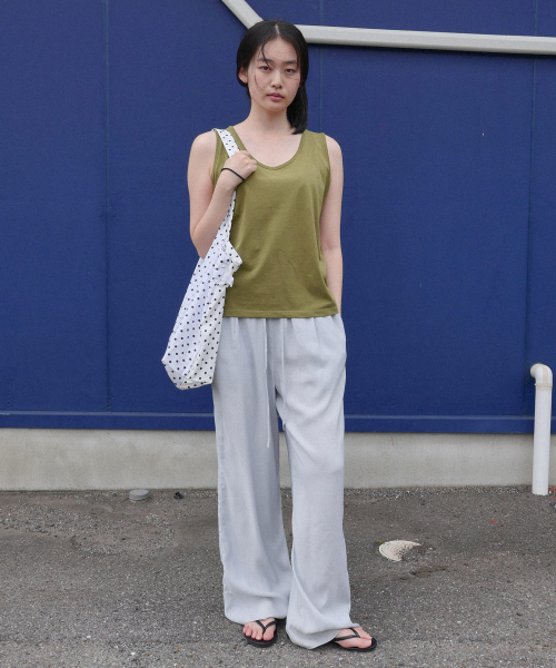 STEP AROUND（ステップアラウンド）の「Boxy Fit Cotton Sleeveless Tee_OLIVE（Tシャツ/カットソー・レディース・その他・FREE）」の2枚目の写真