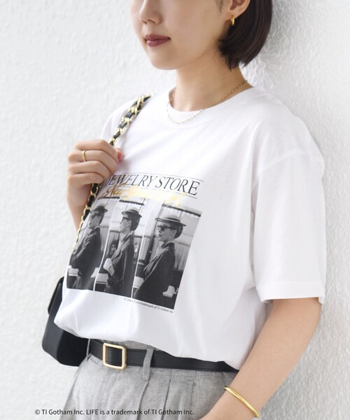 SHIPS(シップス)の「【SHIPS別注】GOOD ROCK SPEED: PHOTO TEE(Tシャツ/カットソー・レディース・ホワイト/ホワイト系その他/ダークグレー/ブラック・ONE SIZE)」の1枚目の写真