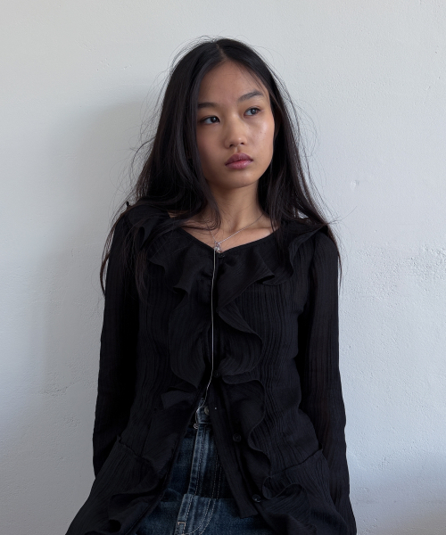 LOTSYOU(ロッツユー)の「LOTSYOU_Maleficent Blouse BLACK(シャツ/ブラウス・レディース・その他・MEDIUM/SMALL)」の3枚目の写真
