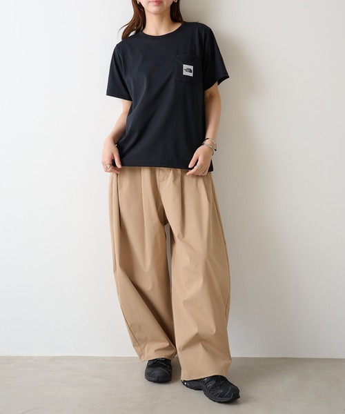 THE NORTH FACE(ザノースフェイス)の「【THE NORTH FACE】S/S SQ LG POCKET T(Tシャツ/カットソー・レディース・ホワイト/ブラック・M/L)」の19枚目の写真