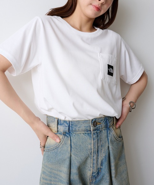 THE NORTH FACE(ザノースフェイス)の「【THE NORTH FACE】S/S SQ LG POCKET T(Tシャツ/カットソー・レディース・ホワイト/ブラック・M/L)」の21枚目の写真