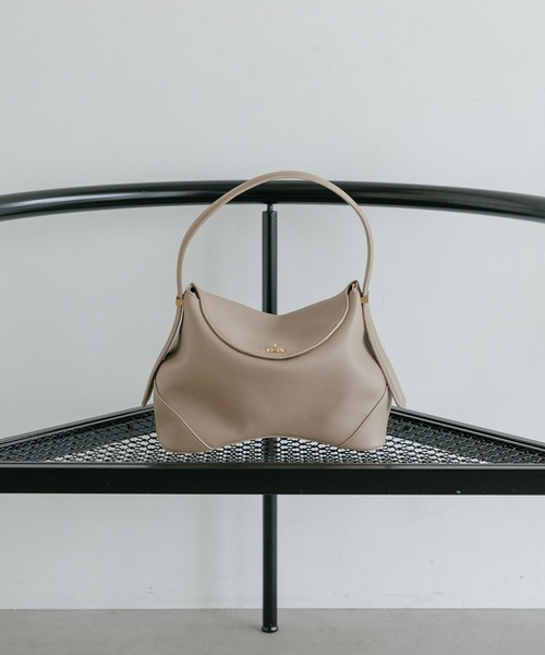 Andemiu(アンデミュウ)の「ボトムラウンドBAG/1057294(ハンドバッグ・レディース・ブラック/ベージュ/ピンク・FREE)」の3枚目の写真
