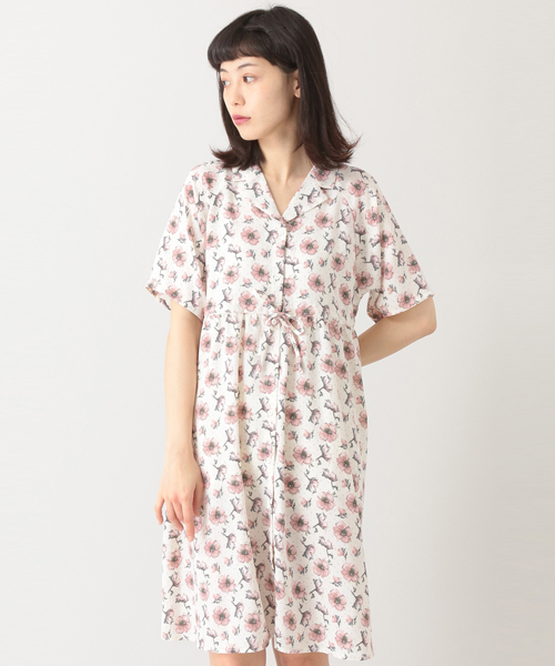 E hyphen world gallery(イーハイフンワールドギャラリー)の「SS ジョーゼット花柄ドットPtワンピース(ワンピース・レディース・ブラック/オフホワイト・FREE)」の1枚目の写真