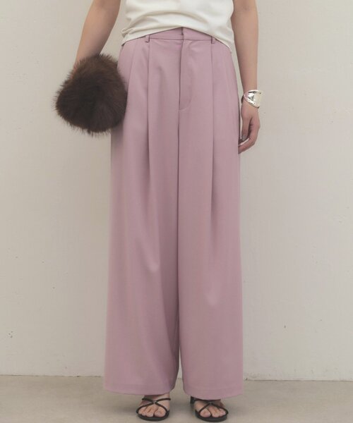 LOUNGEDRESS(ラウンジドレス)の「《履くだけで美シルエット》タックワイドパンツ(その他パンツ・レディース・ベージュ/グレー/ピンク・38/36)」の3枚目の写真
