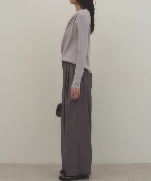 LOUNGEDRESS(ラウンジドレス)の「《履くだけで美シルエット》タックワイドパンツ(その他パンツ・レディース・ベージュ/グレー/ピンク・38/36)」の7枚目の写真