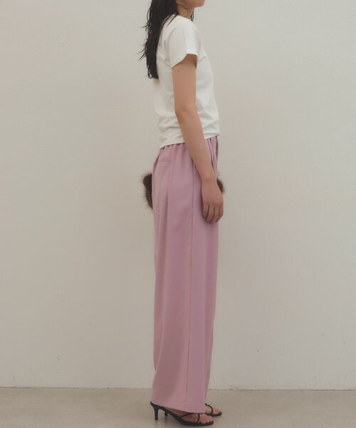 LOUNGEDRESS(ラウンジドレス)の「《履くだけで美シルエット》タックワイドパンツ(その他パンツ・レディース・ベージュ/グレー/ピンク・38/36)」の22枚目の写真