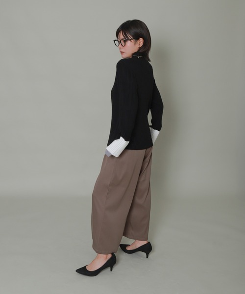 libelle more（リベル モア）の「配色レイヤード風モックネックニット（ニット/セーター・レディース・ブラック/杢グレー/オフホワイト/サックスブルー・M/L）」の7枚目の写真
