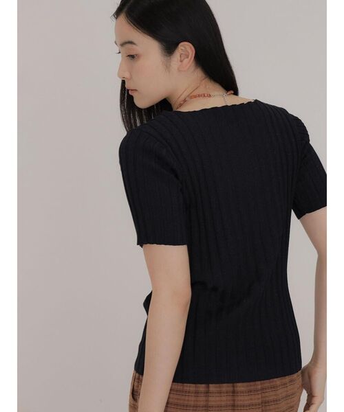 FIKA.(フィーカ)の「Glitter rib knit top(ニット/セーター・レディース・ブラック/オレンジ系3/シルバー・MEDIUM)」の17枚目の写真