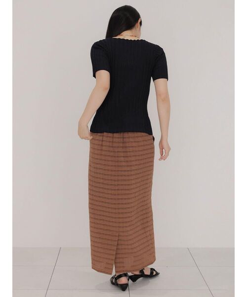 FIKA.(フィーカ)の「Glitter rib knit top(ニット/セーター・レディース・ブラック/オレンジ系3/シルバー・MEDIUM)」の21枚目の写真