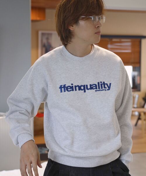 FFEIN(フェイン)の「*新色追加【FFEIN(フェイン)】ヘビーウエイトセンターデカロゴ3D刺繍スウェット / スウェット トレーナー 刺繍 裏起毛 クルーネック ワンポイント(スウェット・メンズ・グリーン/ブラウン/ネイビー/ブラック/アッシュグレー/ホワイト/バーガンディー・SMALL/MEDIUM/LARGE)」の4枚目の写真