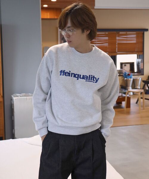FFEIN(フェイン)の「*新色追加【FFEIN(フェイン)】ヘビーウエイトセンターデカロゴ3D刺繍スウェット / スウェット トレーナー 刺繍 裏起毛 クルーネック ワンポイント(スウェット・メンズ・グリーン/ブラウン/ネイビー/ブラック/アッシュグレー/ホワイト/バーガンディー・SMALL/MEDIUM/LARGE)」の15枚目の写真