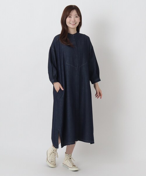one'sterrace(ワンズテラス)の「スタンドカラー デニム 8分袖ワンピース(ワンピース・レディース・ネイビー系5/ブラック系8・02)」の2枚目の写真