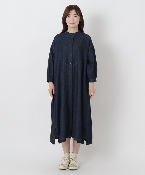 one'sterrace(ワンズテラス)の「スタンドカラー デニム 8分袖ワンピース(ワンピース・レディース・ネイビー系5/ブラック系8・02)」の3枚目の写真