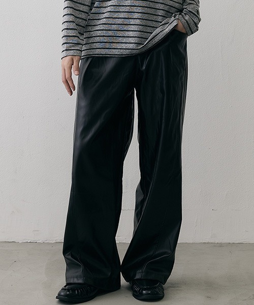 Shoowtime（ショウタイム）の「Loose Straight Wide Leather Pants / ルーズストレート ワイドフェイクレザーパンツ（その他パンツ・メンズ・ブラック・X-LARGE/LARGE/MEDIUM）」の10枚目の写真