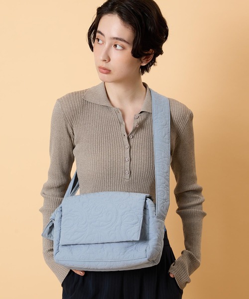 CONTROL FREAK / CTFK(コントロールフリーク)の「CONTROL FREAK(コントロールフリーク)ペイズリーキルトフラップボディバッグ(ショルダーバッグ・レディース・ブラック/ブルー/アイボリー/シルバー・FREE)」の3枚目の写真
