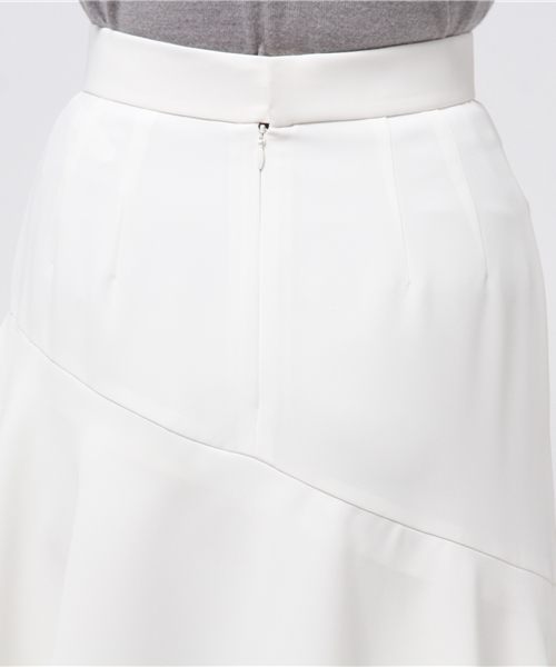 FIGARO Paris（フィガロパリ）の「ダブルジョーゼット アシメフルイドスカート◆（スカート・レディース・ホワイト・36/38）」の6枚目の写真